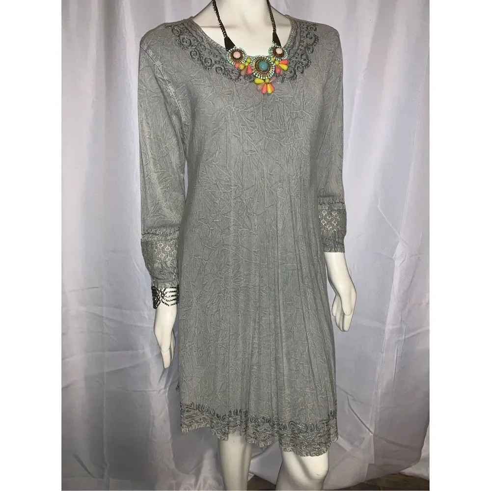 NWT VENUS IMPORTS EMBROIDERED‎ SAGE GREEN RAYON DRESS S/M - Picture 2 of 10